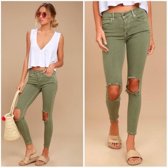 Free People Pants - Free People Green Ripped Skinny Jeans 🌿